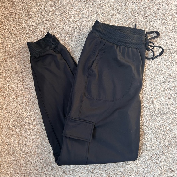 Rachel Zoe Women Elastic Waistband Mid-Rise Stretch Cargo Jogger SZ M Black - Picture 4 of 4